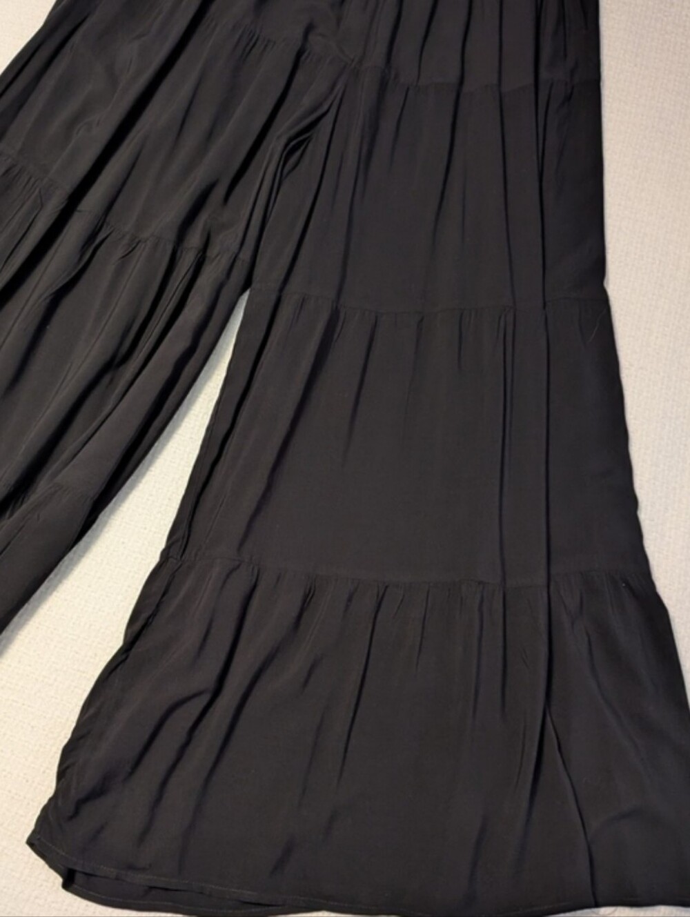 Eloquii Black Wide-Leg Tiered Palazzo Pants - Picture 5 of 12